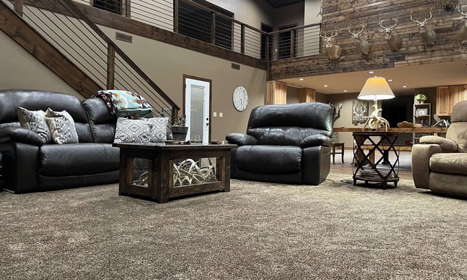 Jessie Cabin | Escape into the country and away from city life.