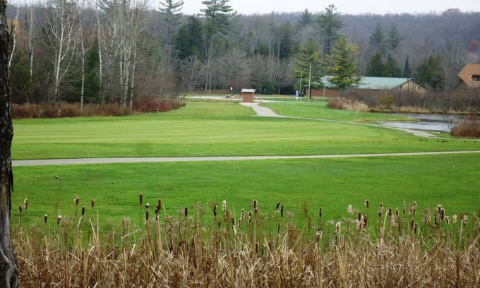 Mancelona Condo | 'Escape Plan' great location for year round fun