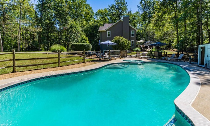 Marshall House | Escape the city to this Spacious and Clean 5BR/3.5BA home with a Heated Pool and Spa on 8 Acres in Horse & Wine Country