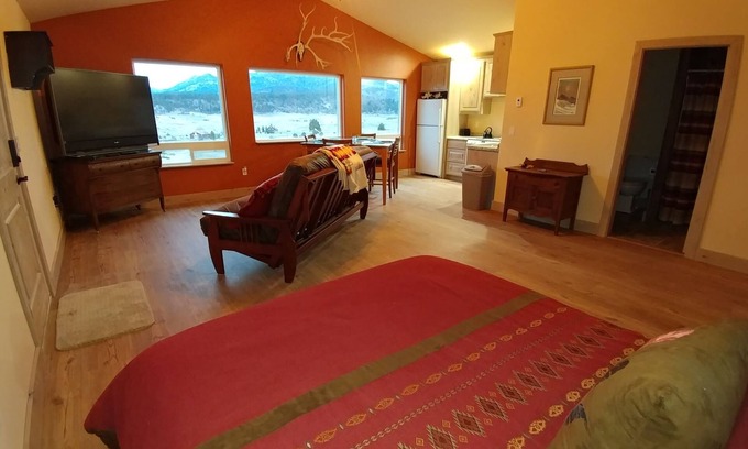Pagosa Springs House | Escape the summer heat at 8300 feet! 30 day minimum.