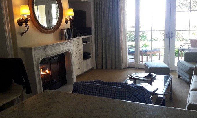 Aviara Villa | Escape to a fully furnished resort residence at The Four Seasons Residence Club