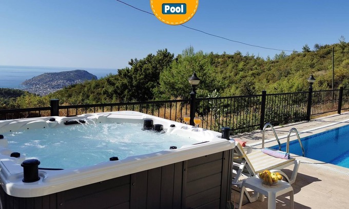 Bektas Villa | Escape to Alanya: Luxury, & Majestic Views, Alanya Villa 1006