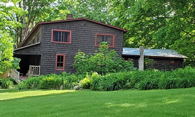Forest Dale House | Escape to an Historic Lodge with Lake Dunmore at your feet!