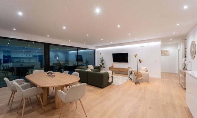 Feteiras Villa | Escape to Auréa House – Luxury with an Ocean View in the Azores.