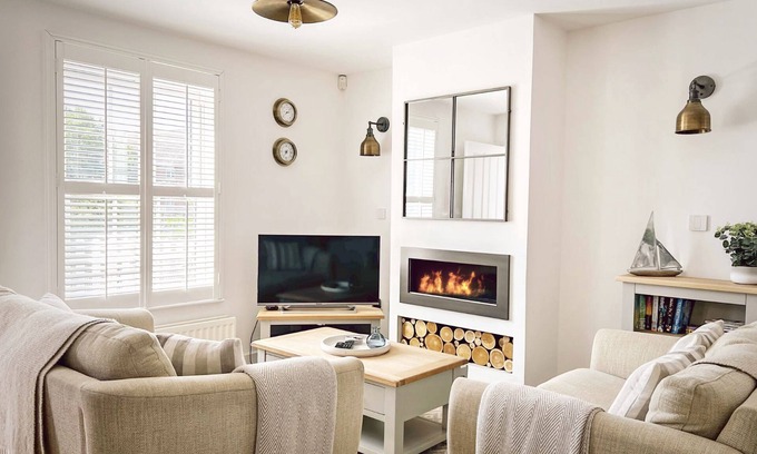 Camber Cottage | Escape to Beach Boutique: A Luxurious Haven in Camber Sands