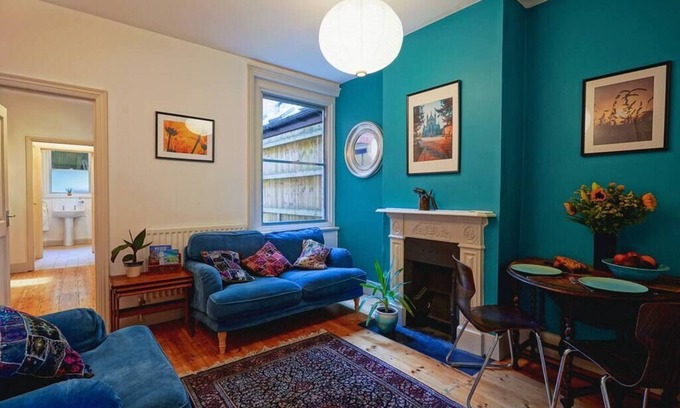 Winchester Apartment | Escape to Boscobel: Enjoy a Cosy 1 Bed Apartment with Free Parking