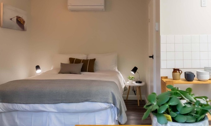Christina Lake Hotel | Escape to Christina Lake Beaches & Golf - Perfect for Couples, Private Terrace