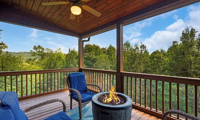 Foxfire Estates Cabin | Escape to Dream Catcher - Blue Ridge GA