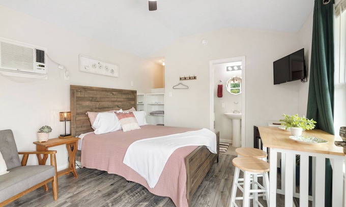 Prairie Lea Apartment | Escape to El Olivo – A Cozy Tiny Home Retreat