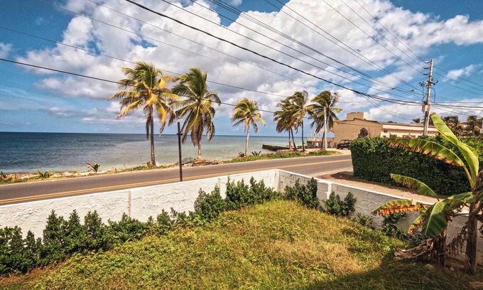Punta Hansa House | Escape to Paradise: Ocean Views and Comfort in San Andrés 5-bedroom house