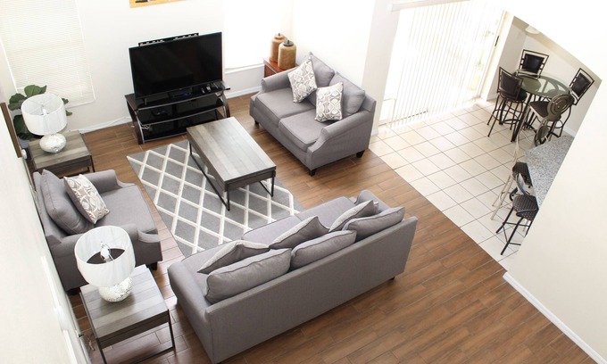 Westridge House | Escape to paradise: Rent Your Dream Vacation Home Today!"