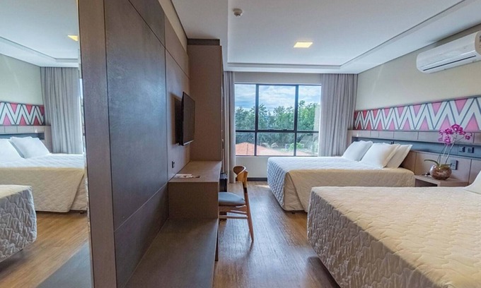 Foz do Iguacu Hotel | Escape to Serenity: Superior Double Room with Elegant Comfort Awaits