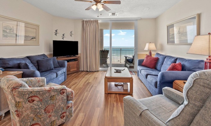 North Myrtle Beach Condo | Escape to the ultimate beach retreat