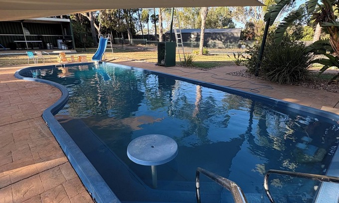 Altona Apartment | Escape to the Barossa Valley in comfort with swimming pool & beautiful views