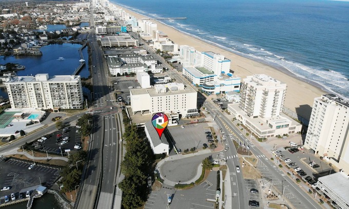 Northeast Virginia Beach Condo | Escape to Your “Virginia Beach Retreat”