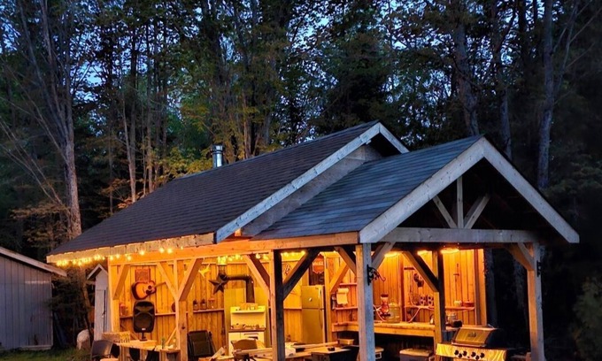 Madawaska Cottage | Escape with 7 seat HotTub and Couples Cold Plunge Sleeps 10nSouth Algonquin