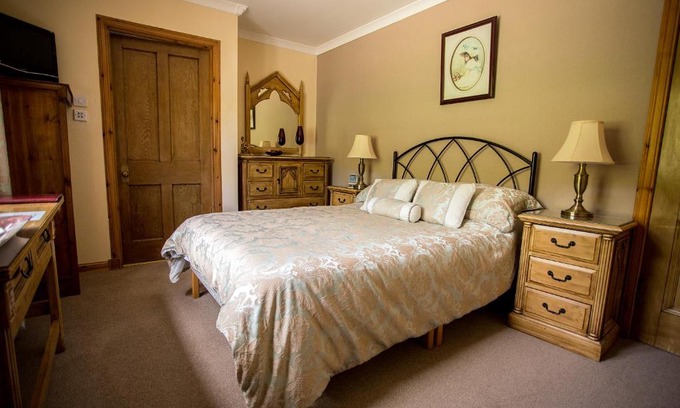 Montrose Bed & Breakfast | Eskview Farm