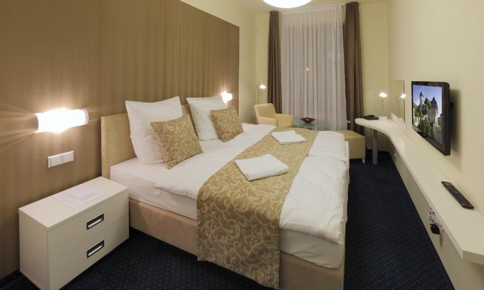 Mnisek pod Brdy Hotel | Esmarin wellness hotel