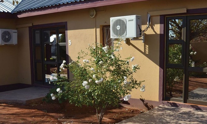Upington House | Esme's Guest House