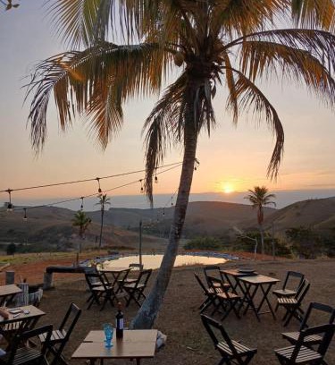 Avelar Resort | Espaço fazendinha por do Sol da piscina