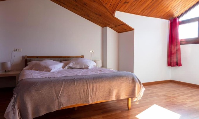 Valdelinares Apartment | Espacioso y luminoso duplex con buhardilla