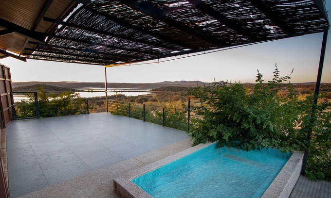 Casas de Don Pedro Cottage | Espectacular Casa, Paraje y Vistas Únicas en la Siberia Extremeña