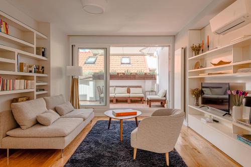 Barrio de La Latina Apartment | Espectacular Ático en el Centro