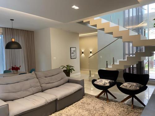 Tapana House | Espetacular Casa Sustentável com 3 Amplas Suítes para a COP 30