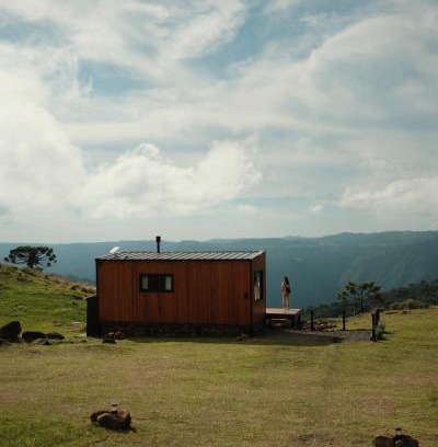 Vacas Gordas Cabin | Essa cabana saiu de um filme, literalmente