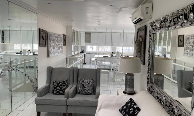 Essenwood House | Esselmont Guest House