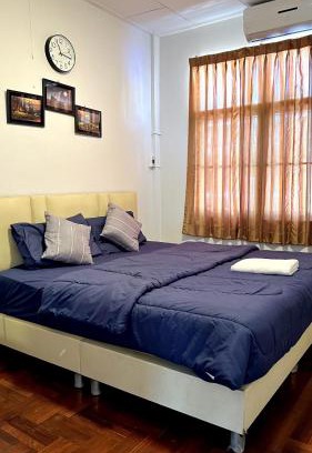 Din Daeng House | ESSENCE Home