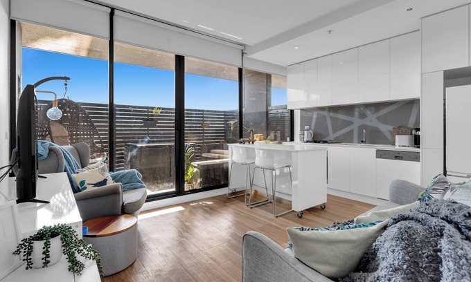 Essendon North Apartment | Essendon North Sanctuary by Ready Set Stay