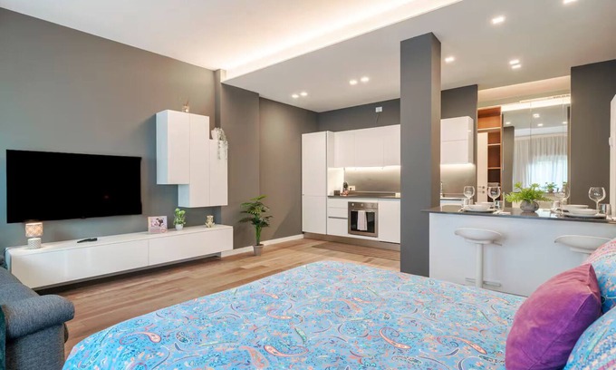 Porta Cremona-Volta Apartment | [Essenza moderna] Park + Comfort