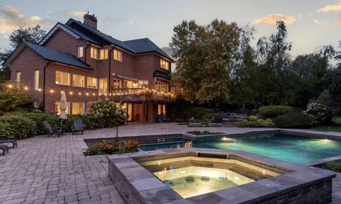 Caledon House | Estate Home available for Canadian Open in Caledon