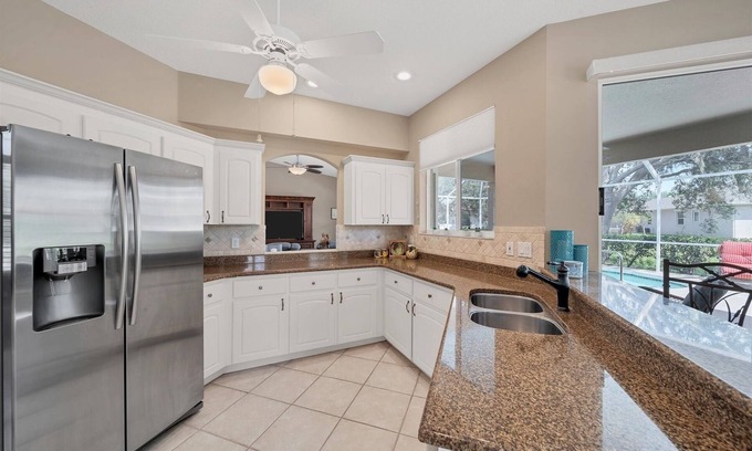 Nokomis House | Estate Home in Nokomis with Private Pool