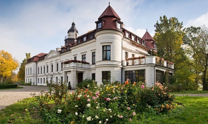 gmina Przytoczna Condo | Estate Wiejce Castle