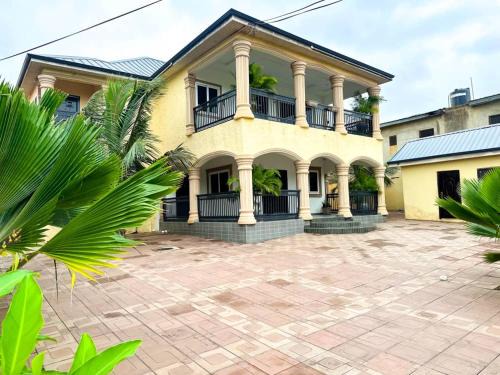 Kwabenyan Hotel | Estben Guesthouse