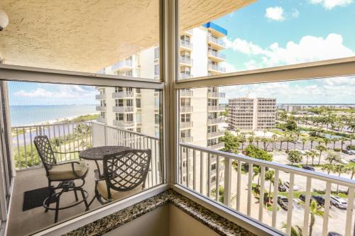 South Island Apartment | Estero Beach and Tennis 806 B