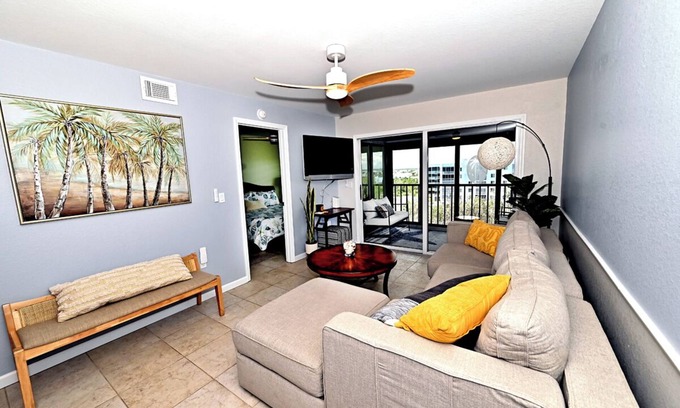 South Island Condo | Estero Cove Unit 362