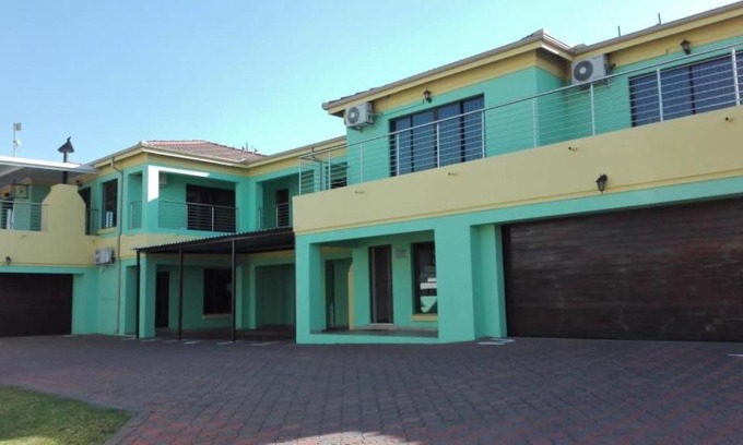 Emalahleni House | Estoby Executive guest house