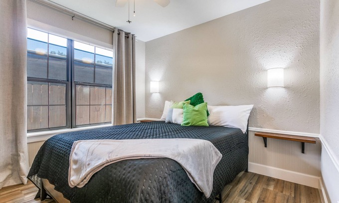 Houston House | Estrella Tejana House close to Downtown