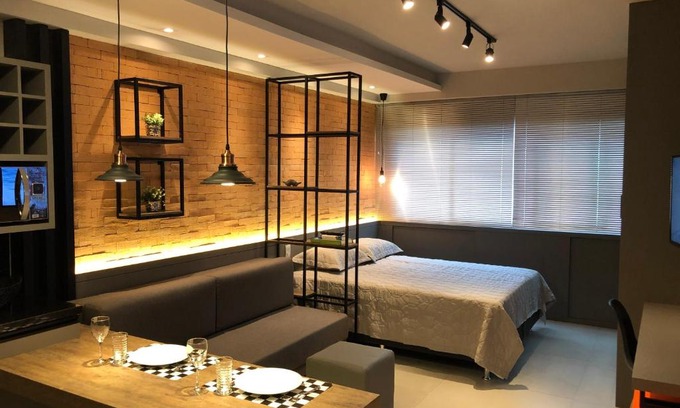 Alto da Rua Quinze Apartment | Estudio completo no coração do Batel