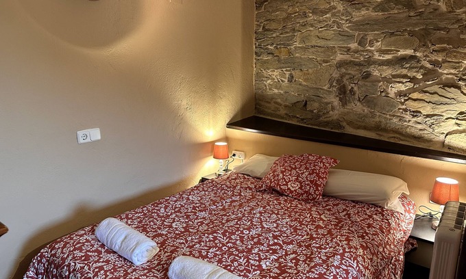 Patones de Arriba Apartment | Estudio en Planta Baja con Todas las Comodidades
