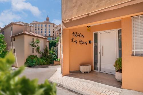 Teruel Apartment | Estudios los Arcos