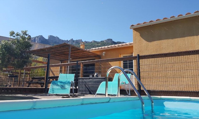 Duilhac-sous-Peyrepertuse House | Etape Cathare