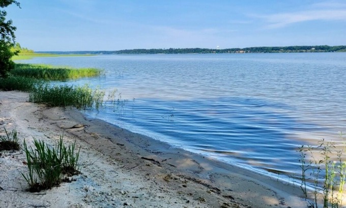Georgetown House | “Eufaula Cottage” Charming Lakefront Cottage