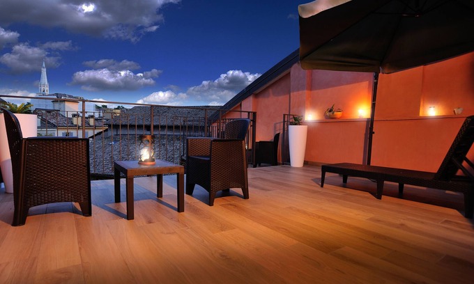 Old Town Apartment | Eulalia's House