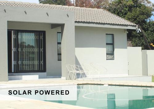 Greater Johannesburg Metropolitan Area House | Eunathi Cottage