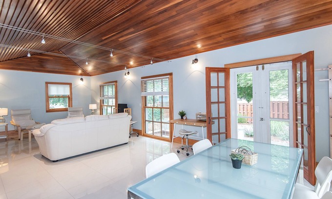 Rochester House | Euro House, Spacious! Near Mayo-Private Home