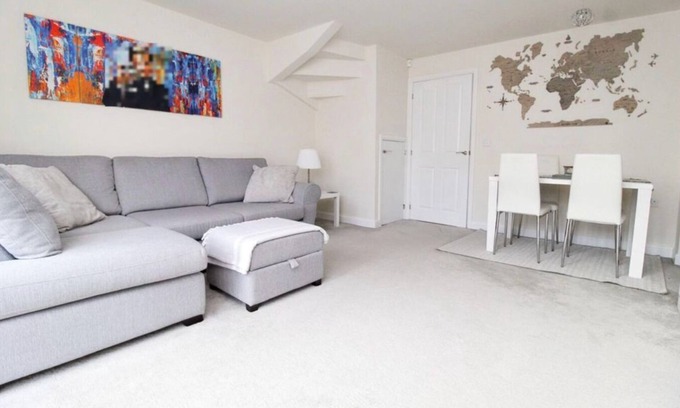 Speke House | EV Charger, Airport Access, City Centre